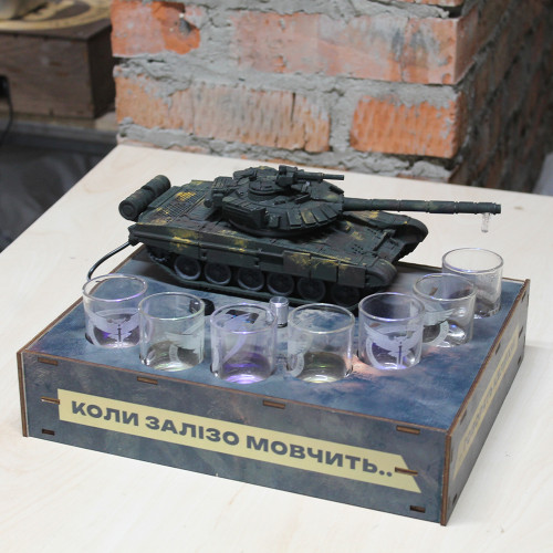 Наливатор Танк Т-72 на 4, 5, 6, 7 чарок
